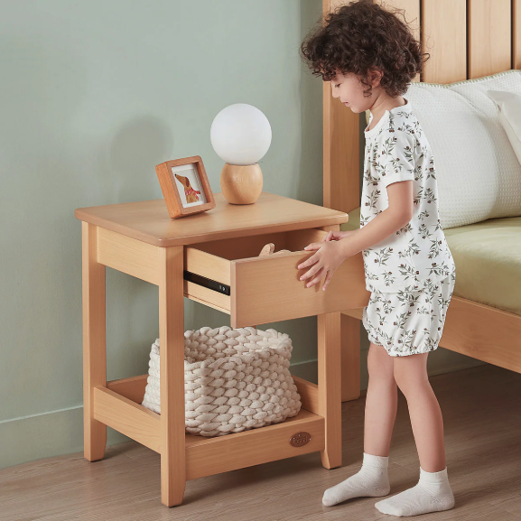 Bedside Tables for Kids: Everything Australian Parents Need to Know Before Buying