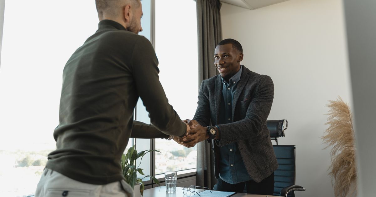 AI Can Polish a CV. Can a Recruiter Still See the Evidence? AI Can Polish a CV. Can a Recruiter Still See the Evidence?