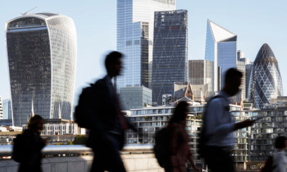 UK Pay Rises Flatten in Third Quarter and Forecast to Drop Further in 2025