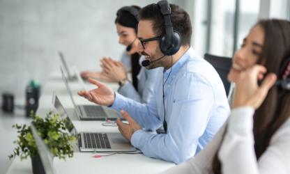 10 Ways an AI Contact Center Improves Efficiency and Reduces Costs