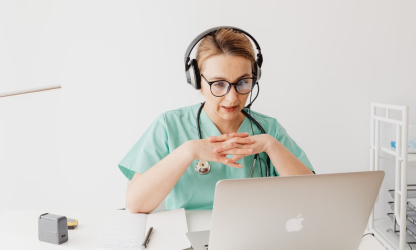How to Start a Healthcare Career From Home Through Remote Recruitment
