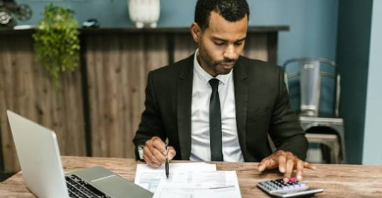 10 Benefits of Hiring a Tax Accountant for Your Small Business in Phoenix This Year